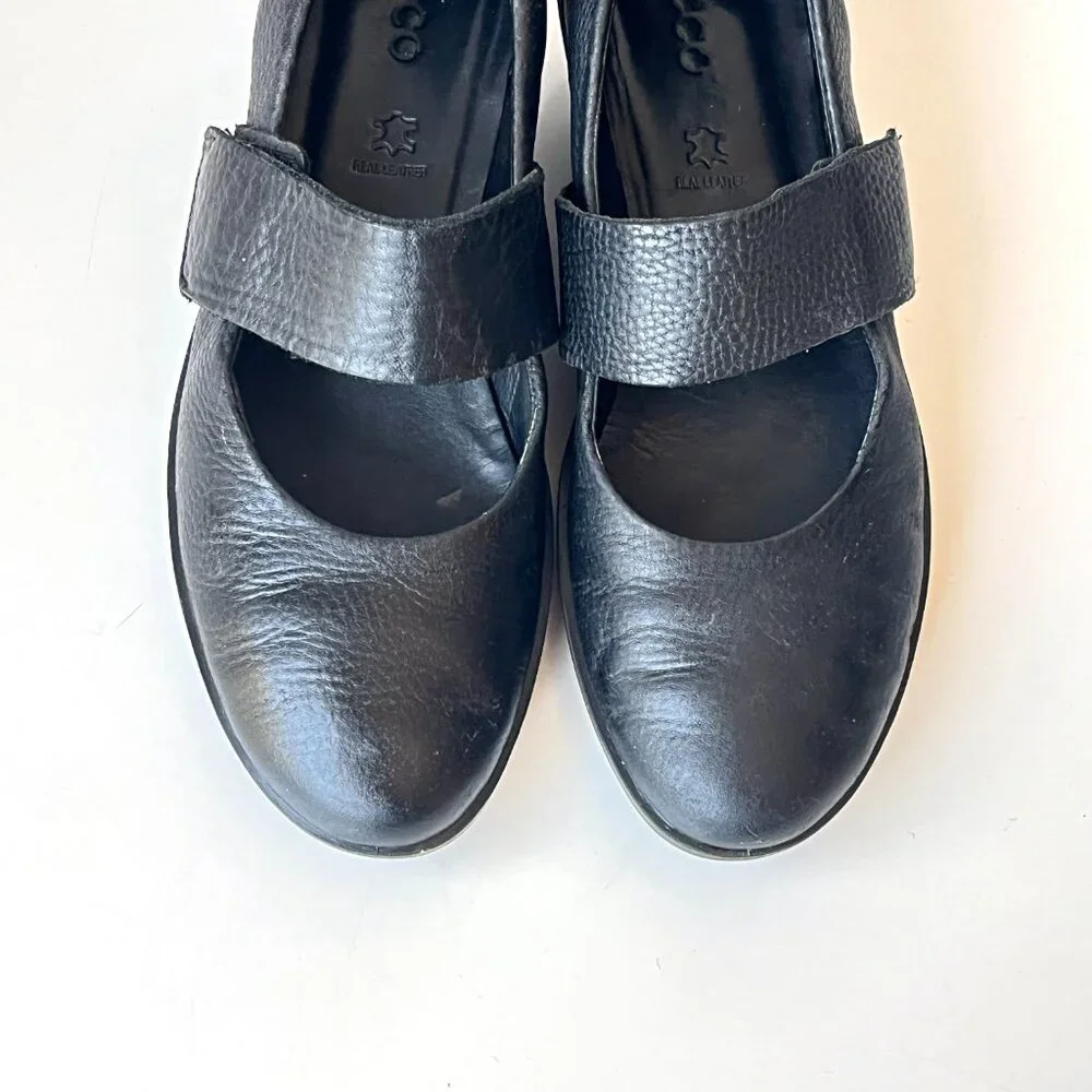 Women's ECCO Skyler Black Leather Mary Jane Wedge Shoes Size 9